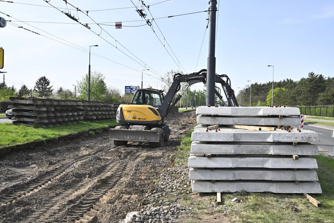 Bródno odcięte od tramwajów na trzy miesiące. Pasażerowie są wściekli. "Tu chyba nas ktoś nie lubi" 