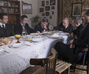 Stulecie Winnych 4 odc. 46.Ignacy (Lesław Żurek), Jerzyk (Andrzej Andrzejewski), Władek (Arkadiusz Janiczek), Jasiek (Patryk Szwichtenberg), Michał (Stefan Pawłowski), Julian (Jacek Knap)