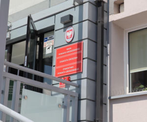 Aż 6 godzin w kolejce do urzędu w Grodzisku Mazowieckim: Nie mamy szans się dostać. Będą zmiany