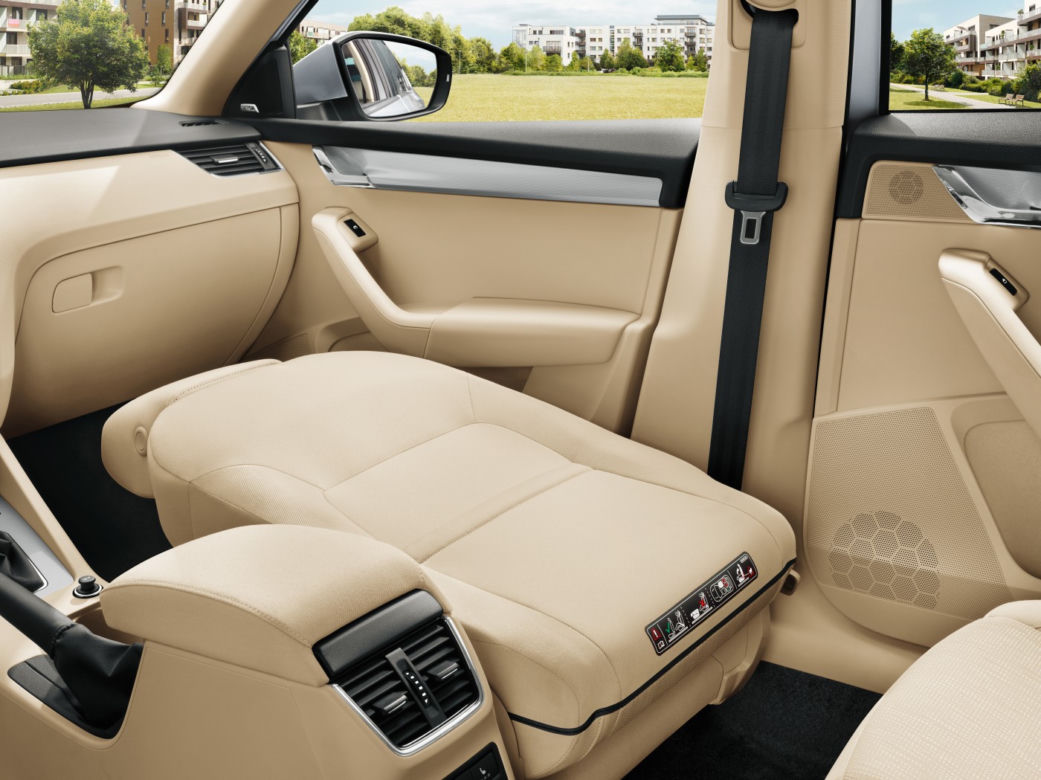 Nowa Skoda Octavia Combi 2013