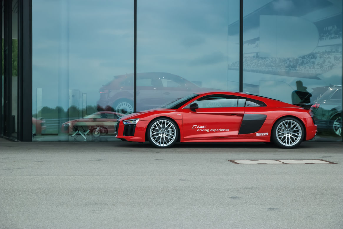 Audi R8 plus V10 5.2 FSI quattro S tronic