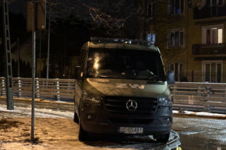 Koszmarna tragedia w Legionowie. Musieli wyważać drzwi wejściowe. Odnaleziono ciało żołnierza 