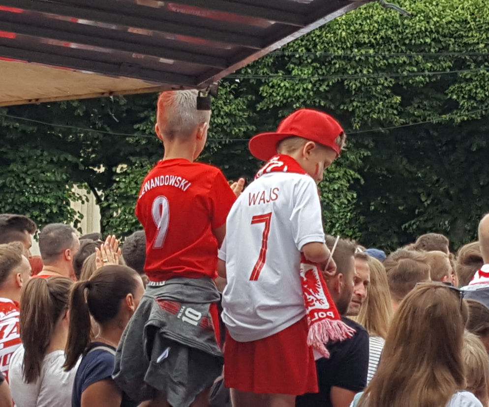 Strefa kibica przed Halą Stulecia