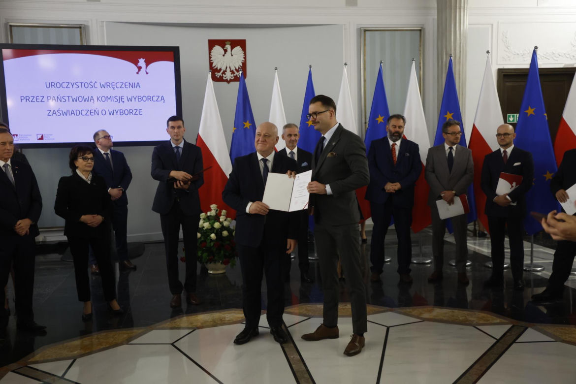 "Hańba!" Łukasz Mejza wybuczany 