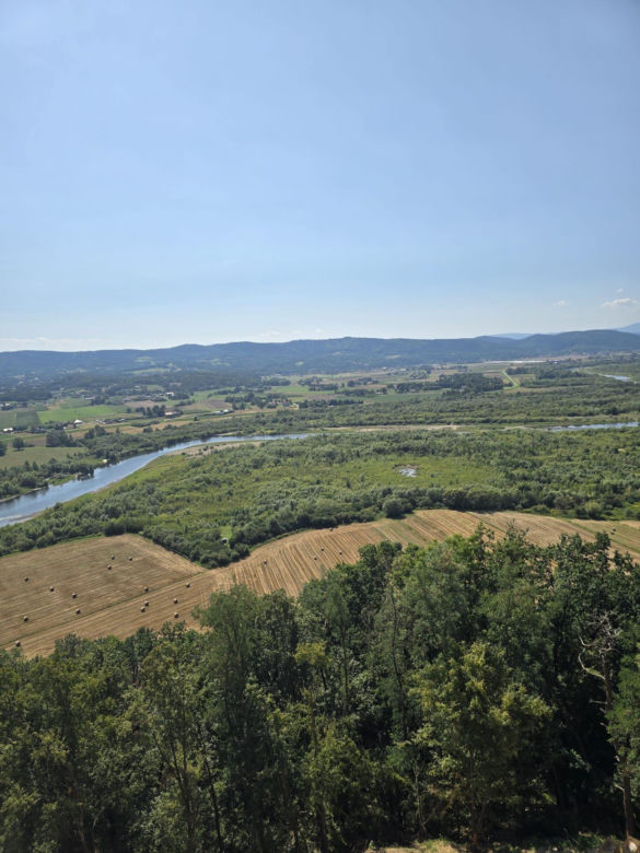 Wyjątkowa atrakcja turystyczna w Małopolsce. To stare zamczysko nad Dunajcem