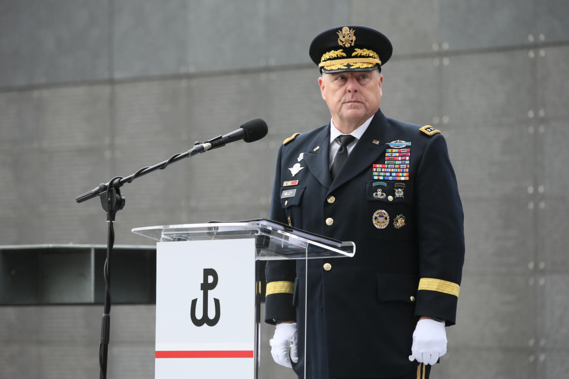 Amerykański generał z powstańcami warszawskimi. Nowy projekt Muzeum Powstania i ambasady USA