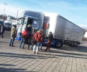Fardin dostał kluczyki do nowej ciężarówki. Kiedy Irańczyk ruszy w drogę do swojej ojczyzny?