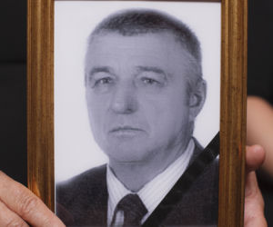Wrzucili dziadka do worka i pochowali