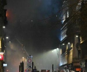 W. Brytania/ W wyniku pożaru zawalił się budynek obok dworca centralnego w Glasgow