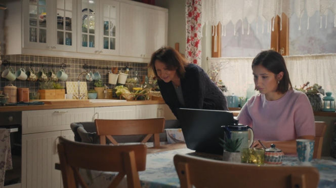 M jak miłość, odc. 1921. Agnes (Amanda Mincewicz), Marysia (Małgorzata Pieńkowska)