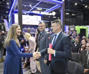 Magdalena Sobkowiak-Czarnecka podczas Warszawskich Targów Obronnych w Expo XXI