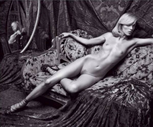 Anja Rubik w nagiej sesji dla Lui Magazine