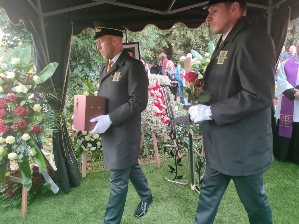 Pogrzeb Igora Sypniewskiego. Tłumy na ostatnim pożegnaniu byłego piłkarza