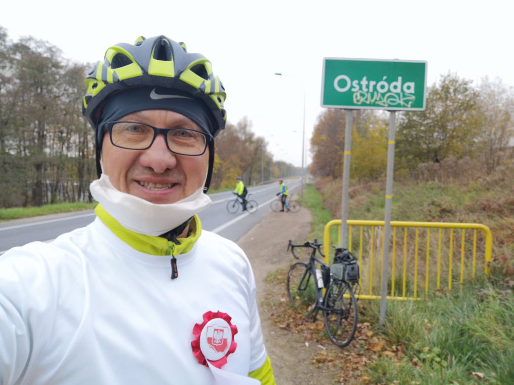 Iławscy rowerzyści uczcili 11 listopada