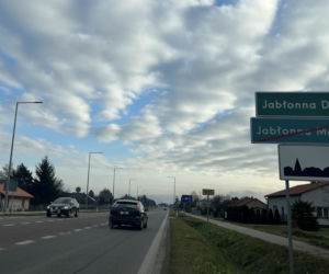 Pijany ojciec jechał z małymi dziećmi. Miał blisko 4 promile alkoholu