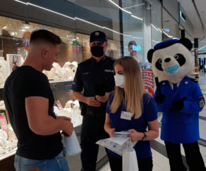 Policja i sanepid przestrzegali i informowali mieszkańców Lublina o obowiązku noszenia maseczek
