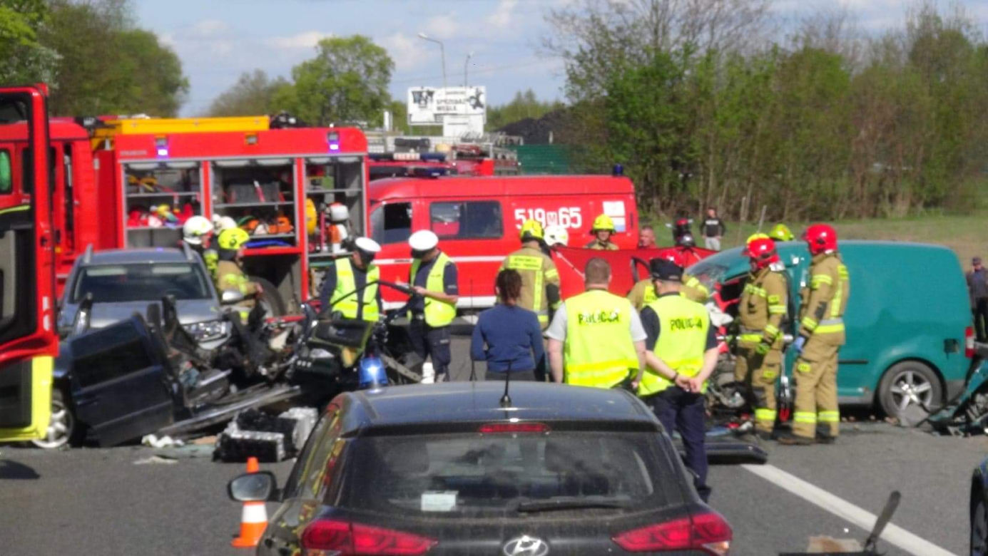 Dwie osoby zginęły na DK 2. Tragiczny wypadek w Kałuszynie!