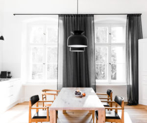 Bauhaus we wnętrzu: nietypowe połączenia w domu pod Berlinem