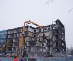 Rozbiórka słynnego budynku UW na Mokotowie