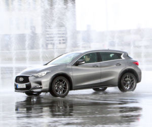Infiniti Q30 na Torze Jastrząb 