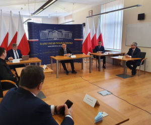 Andrzej Duda podczas sztabu kryzysowego w Katowicach