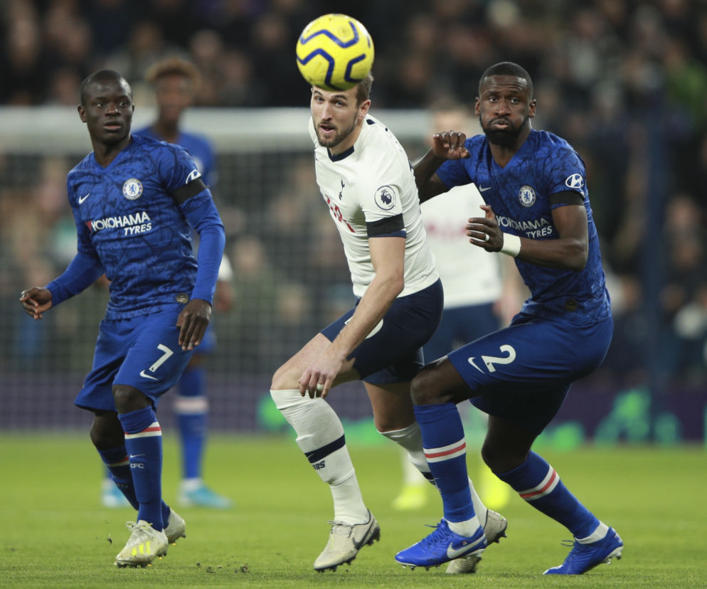Liga angielska, Premier League, Tottenham - Chelsea, Harry Kane, Antonio Rudiger (p)