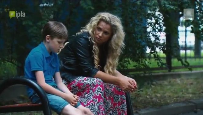 Przyjaciółki 4 sezon odc. 40. Patrycja (Joanna Liszowska), Filip (Filip Szczepkowski)