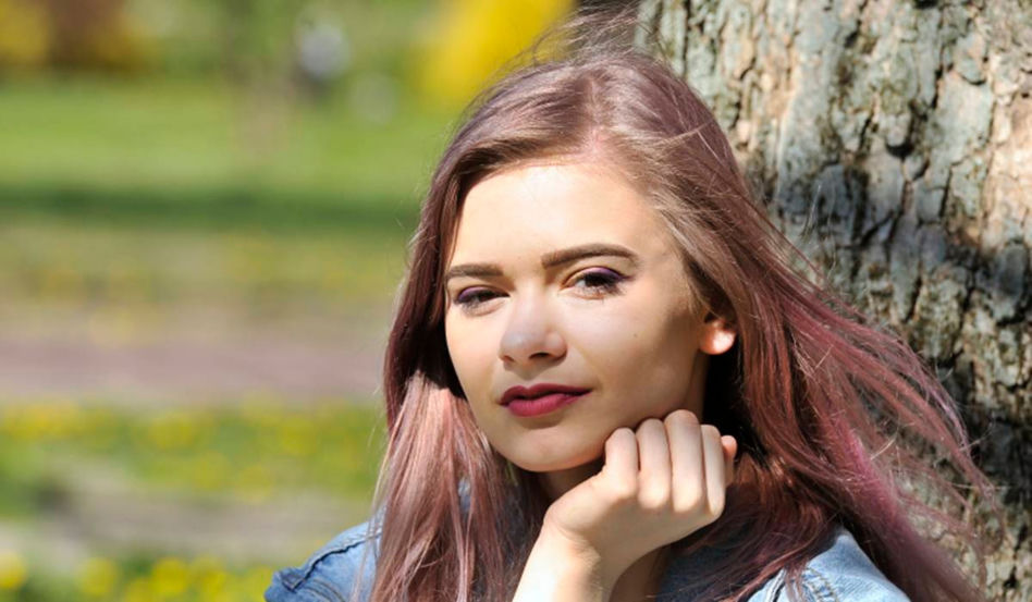 Julia Wróblewska pokazała się przed leczeniem w ośrodku, a ludzie patrzą na jej krocze! Ich komentarze są tak obrzydliwe, że aż odbiera mowę!