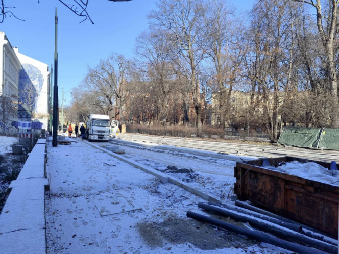 Koszmar w centrum Krakowa. Remont torowiska na Piłsudskiego potrwa do 2026 roku! Mieszkańcy tracą cierpliwość