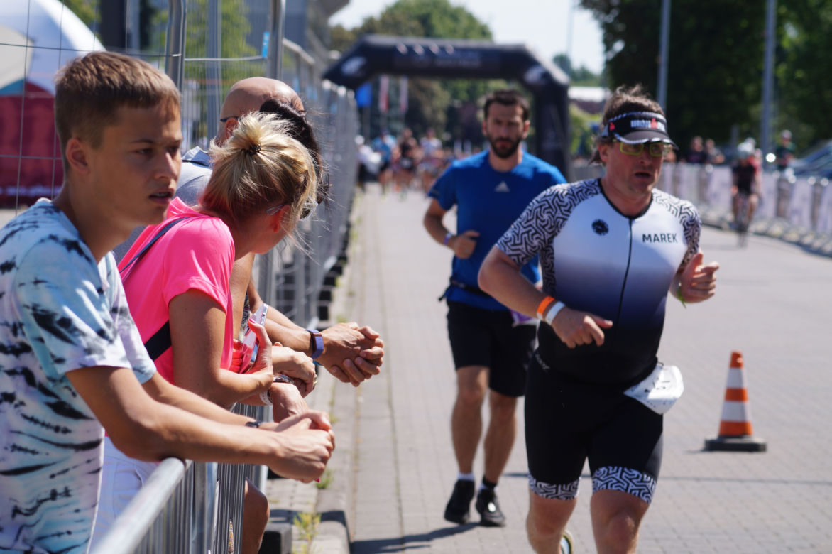 Enea Bydgoszcz Triathlon 2023. Sportowe emocje w centrum miasta! [ZDJĘCIA]