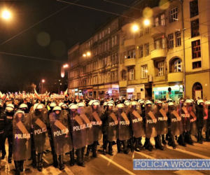Marsz Niepodległości we Wrocławiu. 11 osób usłyszało zarzuty