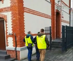 BRUTALNY NAPAD na plebanię w powiecie chełmińskim. Bracia pobili i okradli księdza!