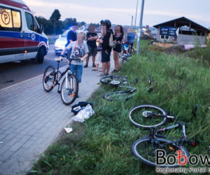 Zderzenie rowerzystów na chodniku. 16-latek i 17-latka trafiły do szpitala [ZDJĘCIA]