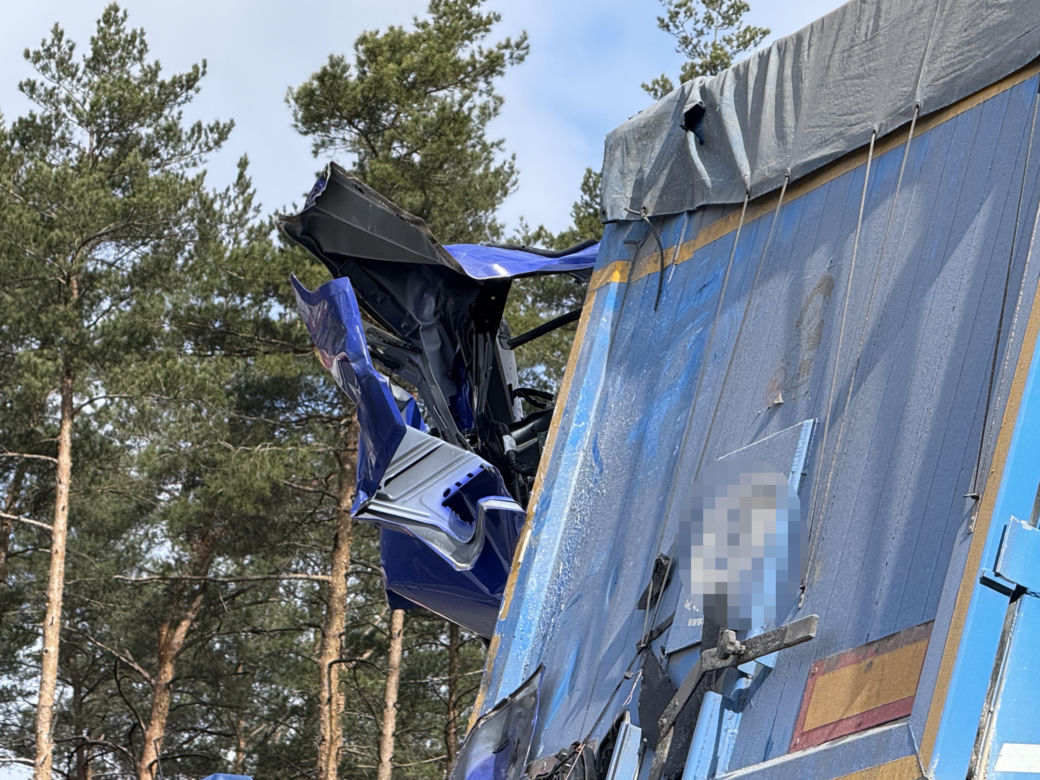 Śmiertelny wypadek na S8! Jedna osoba nie żyje po zderzeniu trzech 