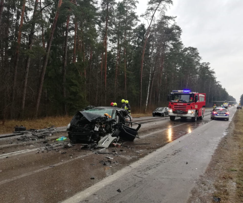 Czołowe zderzenie na Podlasiu. 5 osób rannych [ZDJĘCIA]