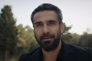 Dziedzictwo, odcinek 884: Ferit znajduje podsłuch w zabawce córki, a dziewczynka odkrywa kłamstwo rodziców