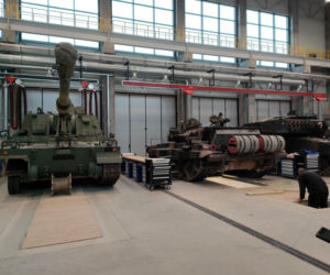 To kluczowy element infrastruktury logistycznej. 18. Łomżyński Pułk z nową halą remontową ZDJĘCIA