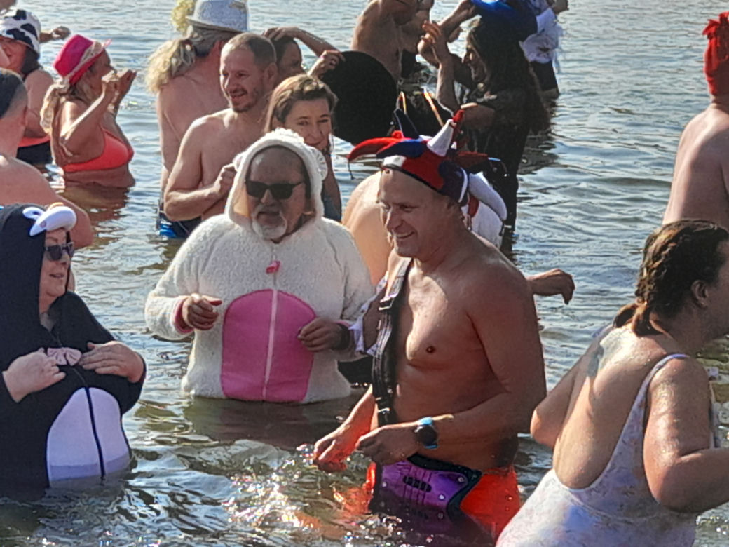 Rzeszowskie morsy z „Sopelka” rozpoczęły sezon. Zobaczcie zdjęcia! 