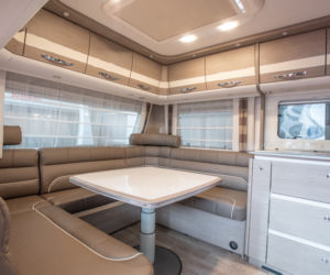 Kampery na targach Poznań Motor Show 2019