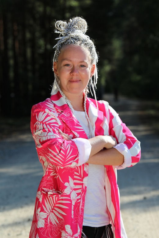 KINIA KALETA (34 LATA, ŁÓDŹ)