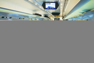 Pendolino wjeżdża na tory