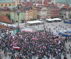 Przeszli z hukiem przez stolicę