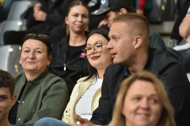 1. Finał Indywidualnych Mistrzostw Polski w Toruniu: Zdjęcia kibiców z Motoareny. Poszukaj się w galerii z IMP