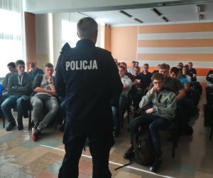 Symulator dachowania w Bełchatowie. Niecodzienne zajęcia w szkołach