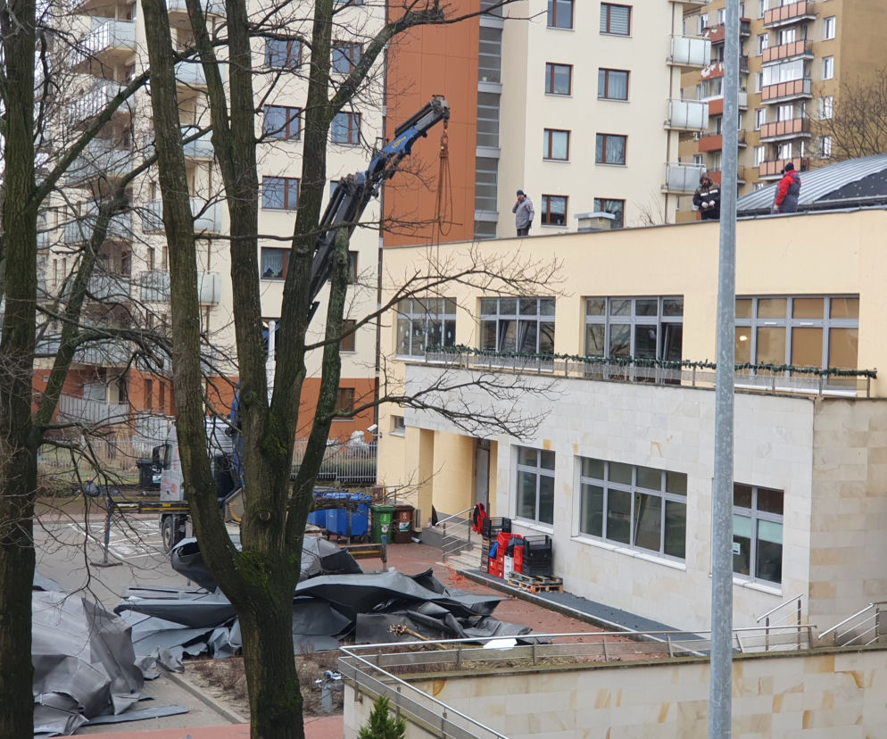 Warszawa liczy straty po weekendowych wichurach. Wynoszą kilkaset tysięcy złotych