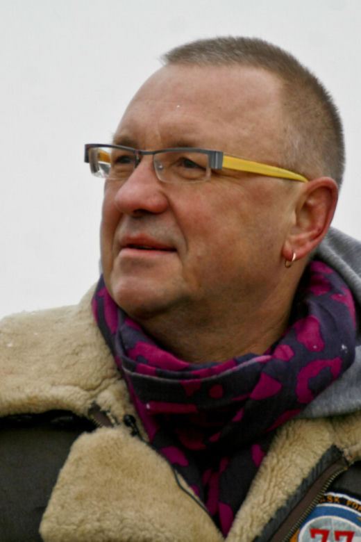 Kobieta z Torunia groziła Owsiakowi śmiercią. "Giń i zmień okulary, bo takie noszą LGBT"