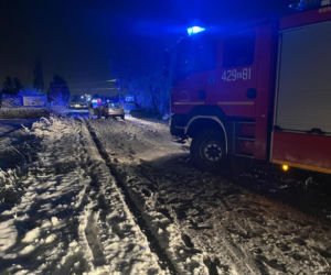 Sześć osób trafiło do szpitala po wypadku w powiecie kutnowskim. Kobieta w ciąży sama zgłosiła się na SOR