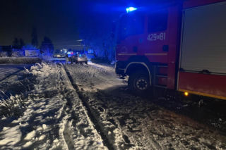 Sześć osób trafiło do szpitala po wypadku w powiecie kutnowskim. Kobieta w ciąży sama zgłosiła się na SOR