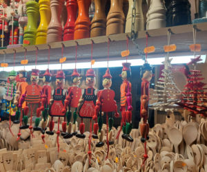 Jarmark Bożonarodzeniowy na Rynku Głównym w Krakowie 2025. Oferta wystawców