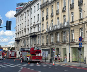 katastrofa budowlana w centrum Warszawy! Dwa stropy runęły na parter. Nieletni pracownik spadł z wysokości